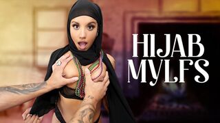 Hijab Stepmum ist nicht zu wild, so Zeigen Stepson Verbotene Teile ihres Körpers fühlt verrückt Taboo