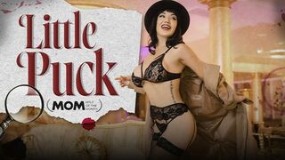 Little Puck hat einen großen Vortrag über seinen heißen Oktober-Frauenmonat