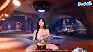 Prinzessin Leia genießt das Spielen der groß-braunen braunen Schönheit Spiel