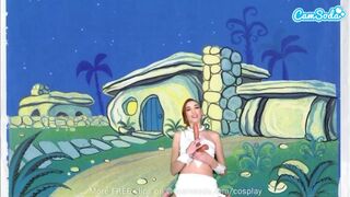 Cute teen wilma flintstone in cosplay masturbieren und saugen die riesige pot