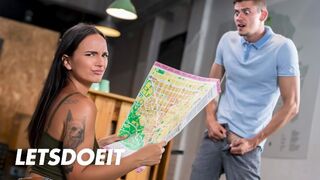 Claudia Bavels glückliche Reise ins sexuelle Paradies der heißen Herberge