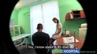Sie fragt nach einem betrügenden Freundtest im Krankenhaus, aber sie hat einen heißen Sex mit der sexy Krankenschwester