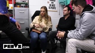 Kenzie love gets sie groß titten bedeckt im wichse vor hubby und stepson - pervz