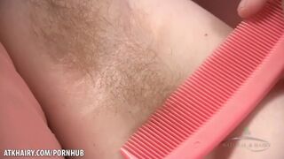 Hairy teen pussy cyan Oberschenkel haarige Abenteuer