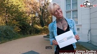 Thin Deutsch blond teen gets frühstück termin unerwartet fick