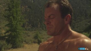 Das Reiten von Sex tötet den Big-breasted brute, hält für umgekehrte Cowgirl und Gesichtsrunnin '