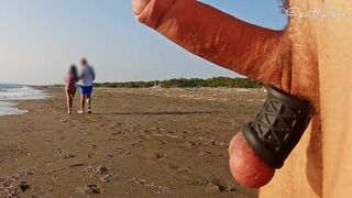 Öffentlicher Strand anal fingern und dicking von Hure Pussy