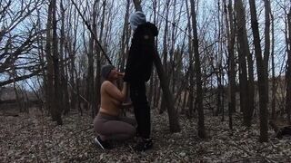 Park blowjob: amateur mädchen lecken die groß guy