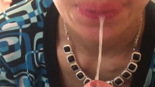 Bubble Sloppy Kopf - ein heißer lateinischer Blowjob