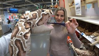 Letty schwarz fickt wild in der Öffentlichkeit mit monster pub 2