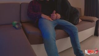 Schmuggelt und gefickt, jetzt verschüttet sie schwanger