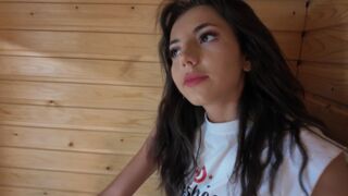 In der Sauna, allein mit meinem türkischen Stiefschwester, wurde sie ein wilder Fick