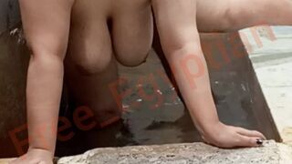 Nachtsex mit einer ägyptischen Dorffrau im Badezimmer mit lauten Moans