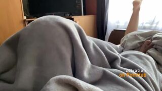 Wachen Sie morgens mit einem wilden Schlagjob auf!