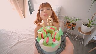 Ich wünschte meine Stiefschwester einen glücklichen Geburtstag und ich füllte ihre Muschi