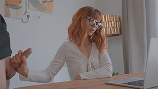 Sie kommt in eine eng teen pussy beim Zoom-Meeting
