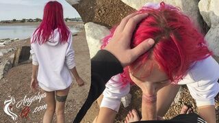 Wild teen blowjob am strand - schlucken die ganze