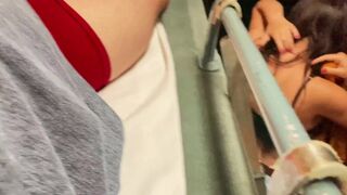 Er hat meinen Schwanz im Zug geschlagen
