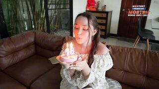 Bestes Geschenk für seinen 18. Geburtstag, geliebt und gefickt