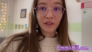Extremspritzen eines Teenager-Schulmädchens mit einem Lehrer