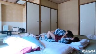 Schauen Sie sich ein Amateur-Paar harte Fick bei einer Wellness-Pension