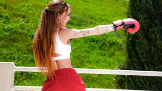Big-ass Boxing Champion bekommt eine besondere Belohnung von Mylfs Trainer
