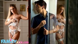 Hot MILF Stepmom erfasst jungen Kerl im neuesten Video von FamilyXXX