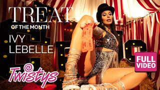 Ivy Lebelle's sinnliches Solospiel am Fasching Charme jeder - Twistys Channel
