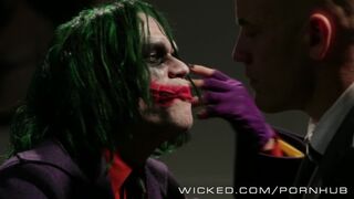 Teenage blond Supergirl liebt wilden Sex auf Wicked Channel mit Derrick Pierce und Johnny Sins