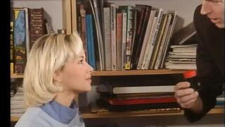 Füllen sie ihre Ärsche mit großen schwänzen in vintage porno full film