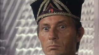 Simona Valli bekommt einen großen Schwanz in der ersten Episode der retro tausend und eine Nacht
