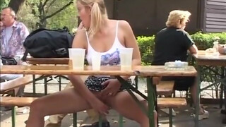 Extreme Public Piss 1 Budapest - Ungarischer perverser Pinkelsex