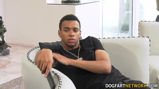 Bella Rolland Dreier gefickt