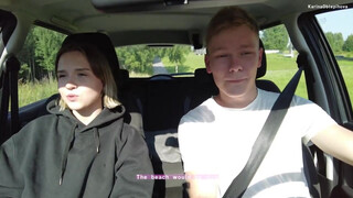 DollHolea hat Sex im Freien