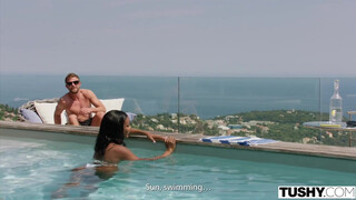TUSHY - Samantha, das schwarze Touristenmädchen