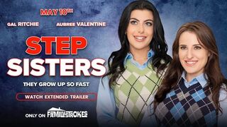 Hot step-sisters gal ritche und aubree valentine werden beste Freunde