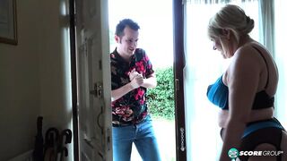 Amy Goodheads heißes Date mit einem jüngeren Kerl
