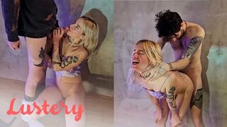 Blond amateur paar fick vor sie in ihrem eigenen sex film