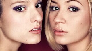 Silvie Luca entschuldigt Tracy Lindsay in einer heißen Umarmung