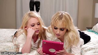 Chloe Cherry und ihr Schulmädchen haben ein lesbisches Experiment auf ihrem Kopf
