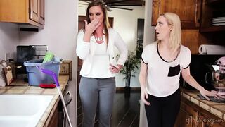 Cadence Lux, teen reinigende Dame, squirming, verführt den Besitzer